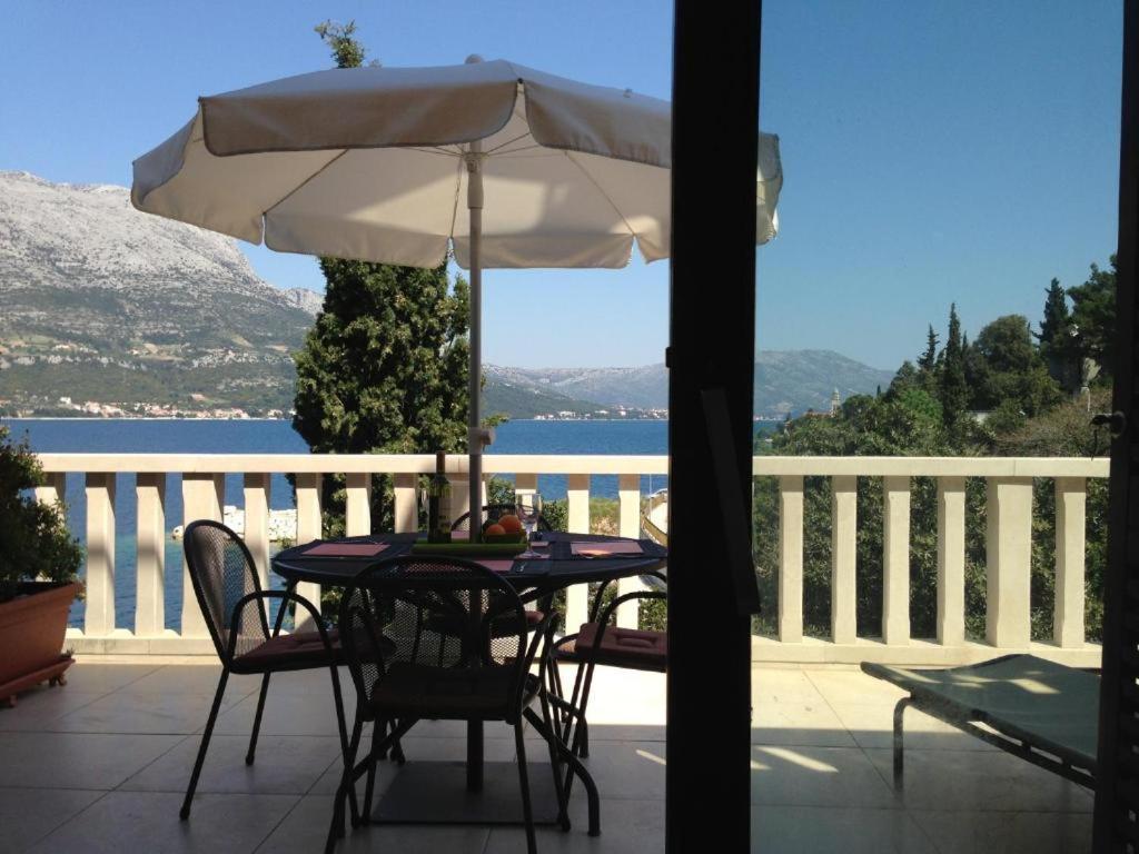 Villa Jade Apartments Front Row Sea View - Walk To Korcula Old Town Medvinjak 外观 照片