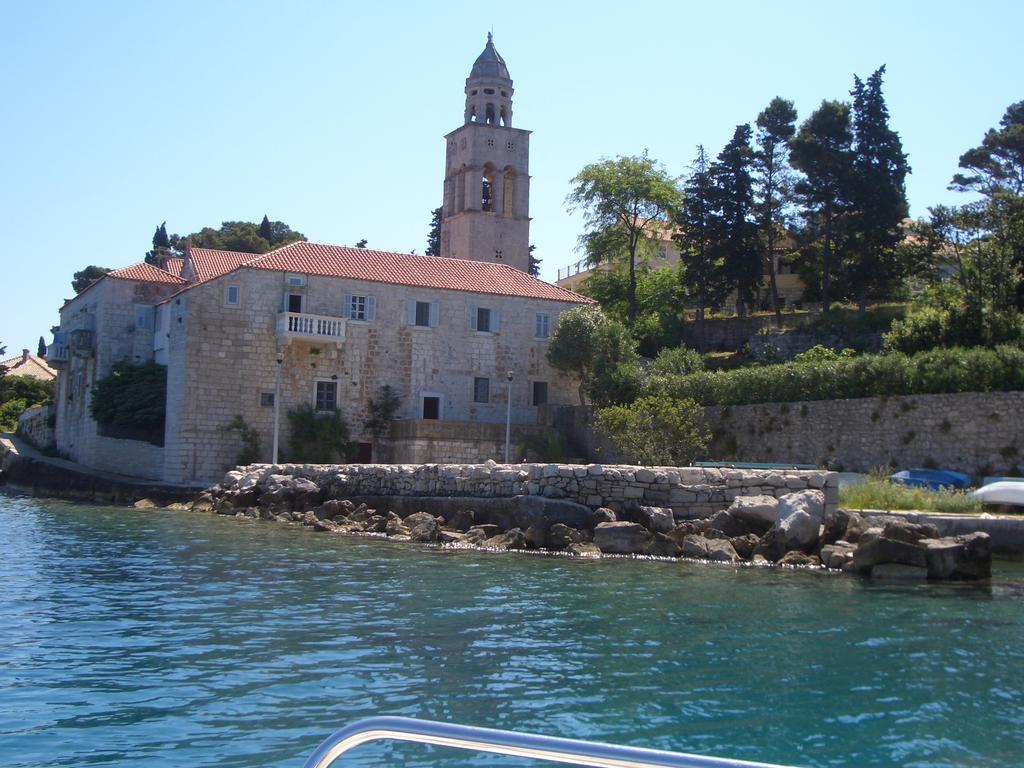 Villa Jade Apartments Front Row Sea View - Walk To Korcula Old Town Medvinjak 外观 照片