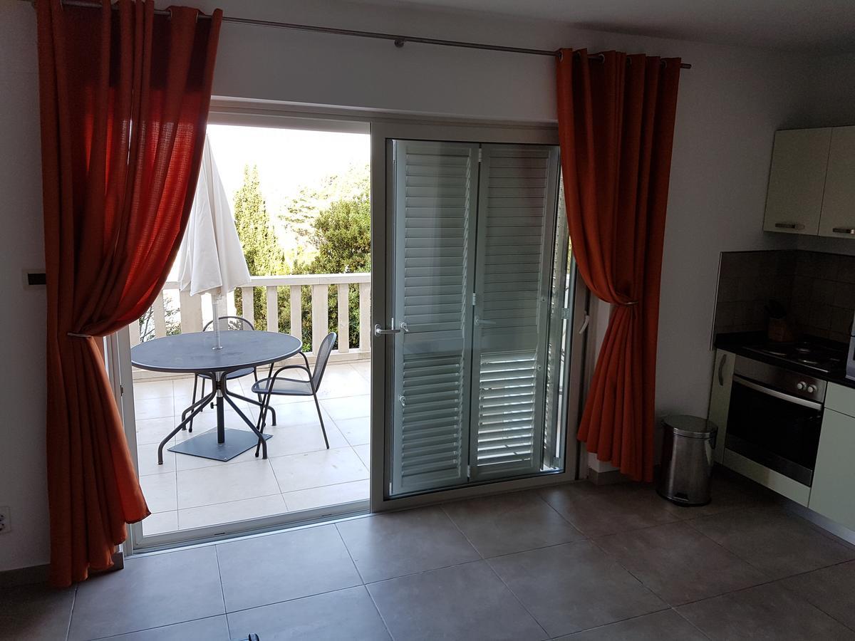 Villa Jade Apartments Front Row Sea View - Walk To Korcula Old Town Medvinjak 外观 照片